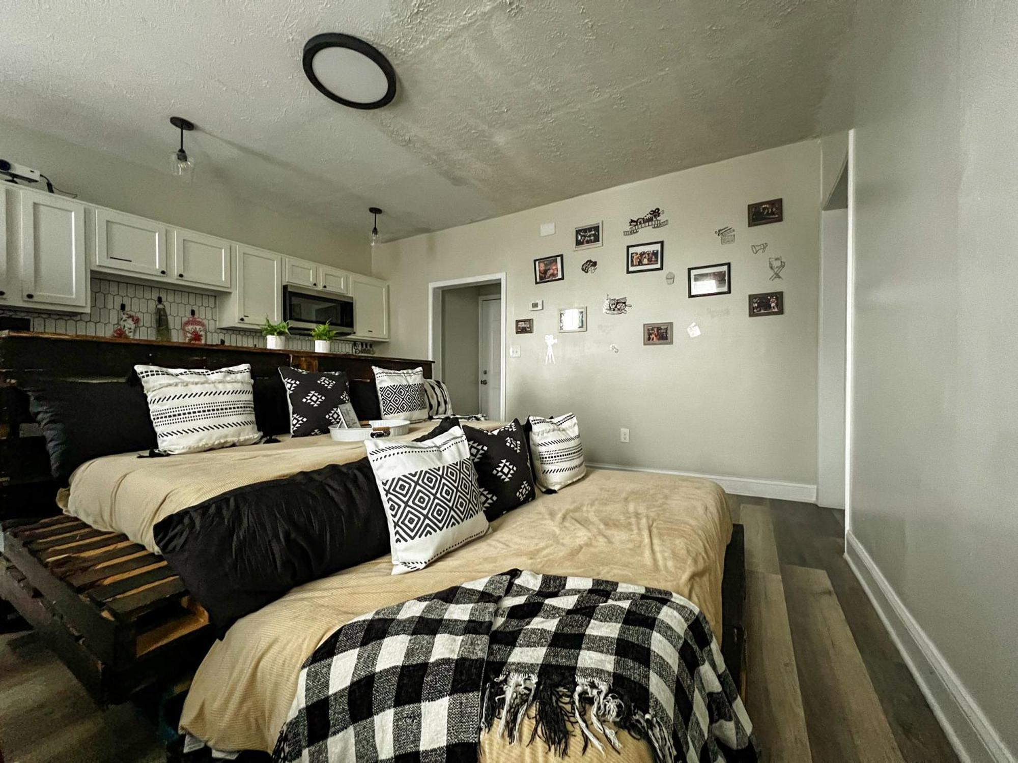 Mekor Management Services Louisville Buitenkant foto